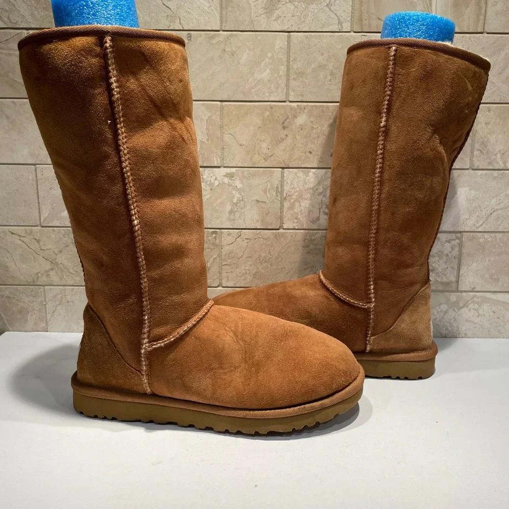 UGG Australia Classic Tall II Chestnut Brown Suede Sheepskin Boots 5815 Womens 9